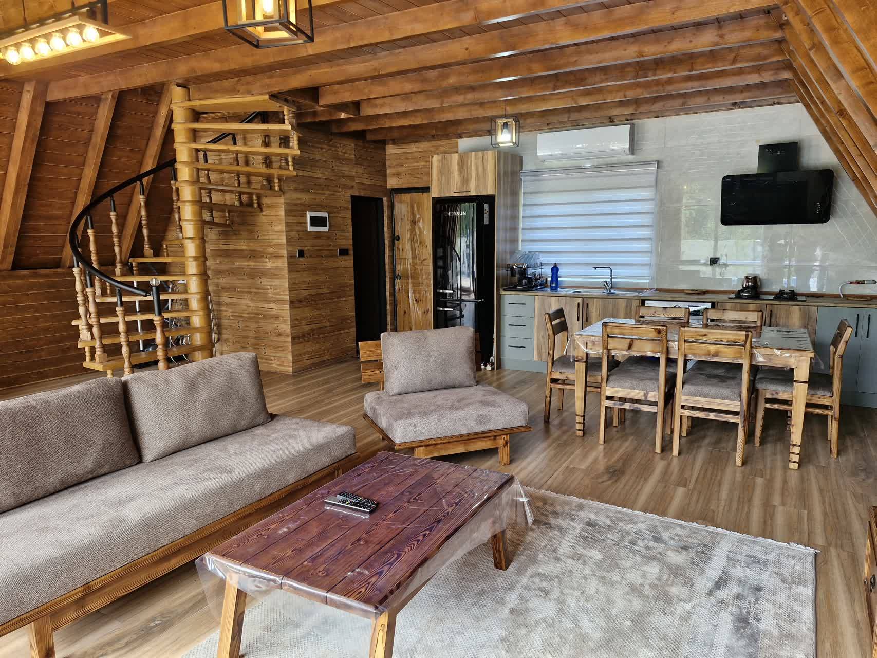 تصویر کلبه چوبی استخردار در تنکابن در تنکابن - نمای 25