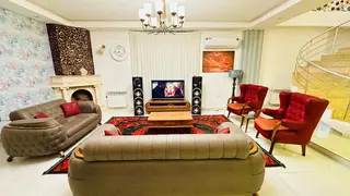نمای بندانگشتی ۲۱ از ویلا استخردار اطراف نمک آبرود