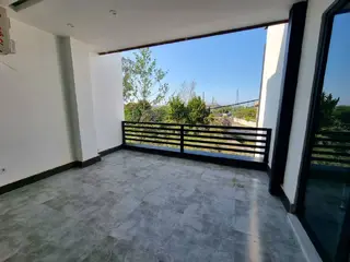 نمای بندانگشتی ۶ از ویلا سه خواب استخردار اطراف نمک آبرود
